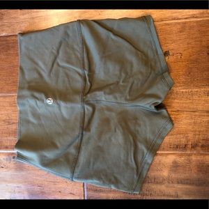 Lululemon Shorts size 2